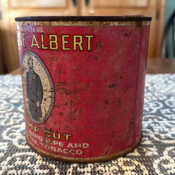 Vintage Prince Albert Tobacco Tin, 14oz - Picture 4 of 8